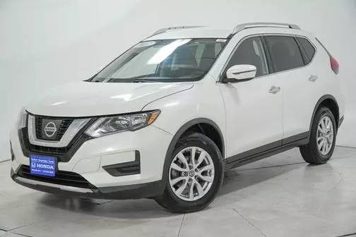 2017 Nissan Rogue SV AWD photo