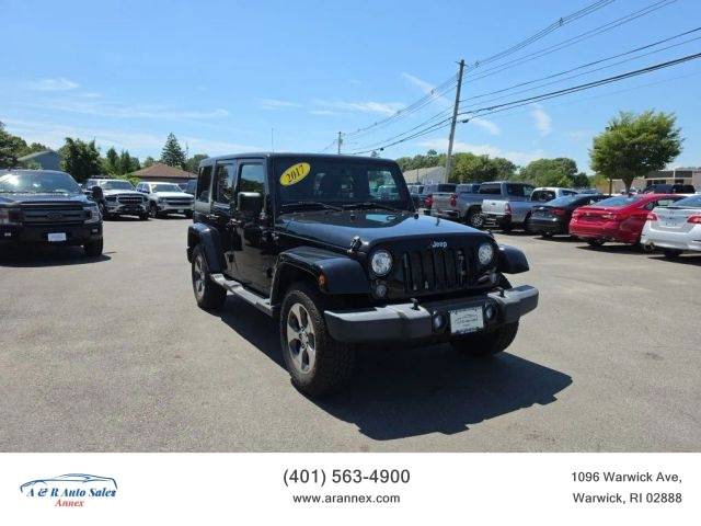 2017 Jeep Wrangler Unlimited Sahara 4WD photo