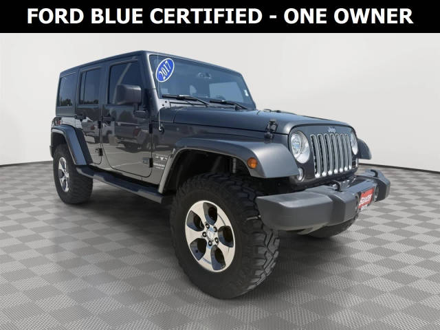 2017 Jeep Wrangler Unlimited Sahara 4WD photo