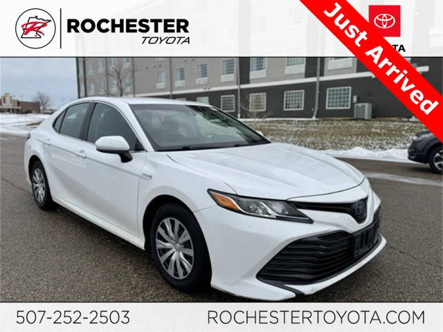 2018 Toyota Camry Hybrid LE FWD photo