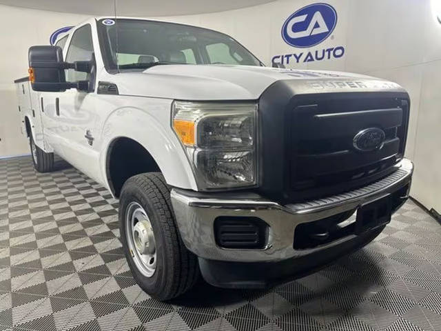 2015 Ford F-350 Super Duty XL 4WD photo
