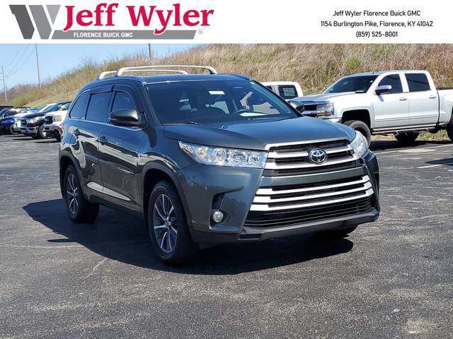 2017 Toyota Highlander XLE AWD photo