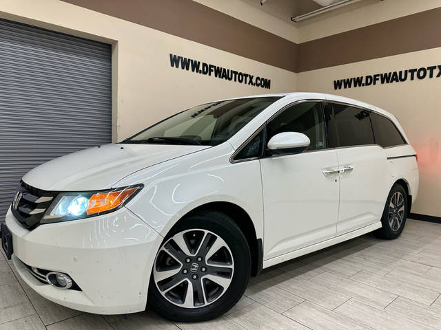 2016 Honda Odyssey Touring Elite FWD photo