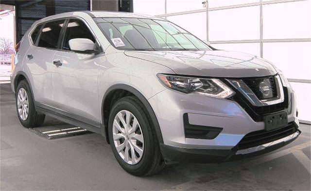 2017 Nissan Rogue S FWD photo