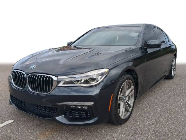 2018 BMW 7 Series 750i RWD photo