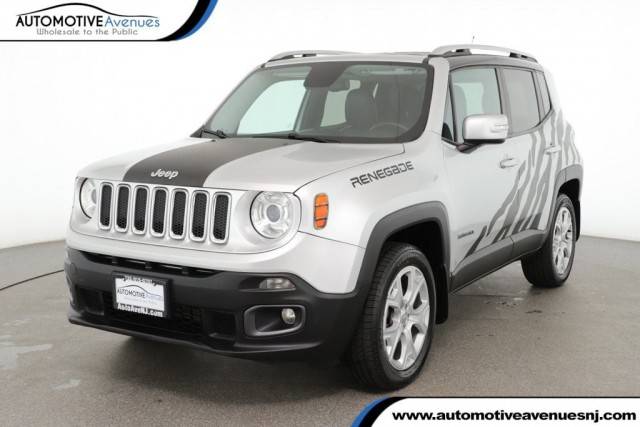2017 Jeep Renegade Limited 4WD photo