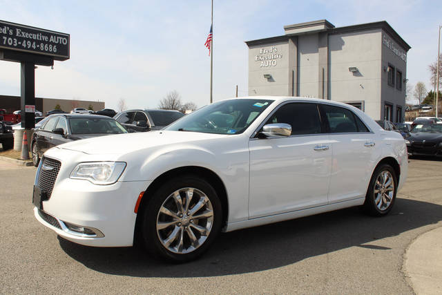 2018 Chrysler 300 Limited AWD photo