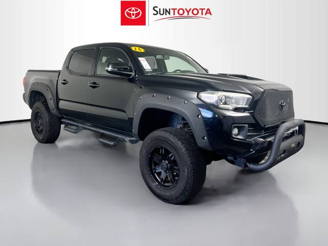 2016 Toyota Tacoma TRD Sport 4WD photo