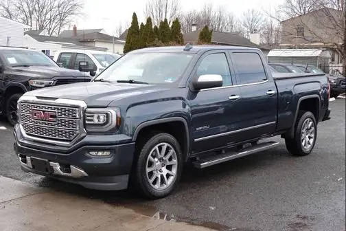 2018 GMC Sierra 1500 Denali 4WD photo