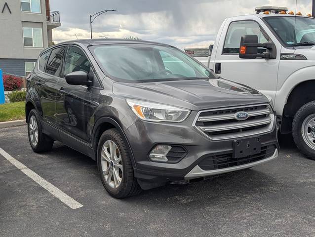2017 Ford Escape SE 4WD photo