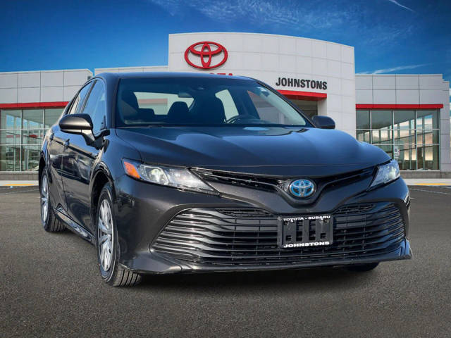 2018 Toyota Camry Hybrid LE FWD photo