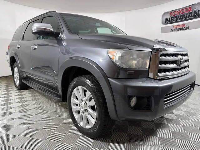 2017 Toyota Sequoia Platinum RWD photo