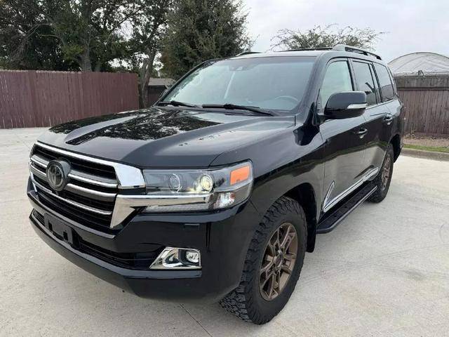 2018 Toyota Land Cruiser  4WD photo