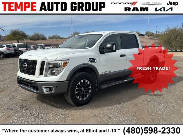 2017 Nissan Titan PRO-4X 4WD photo