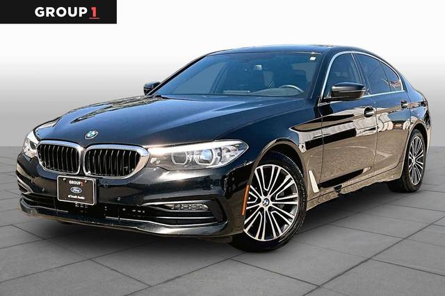 2018 BMW 5 Series 530i RWD photo