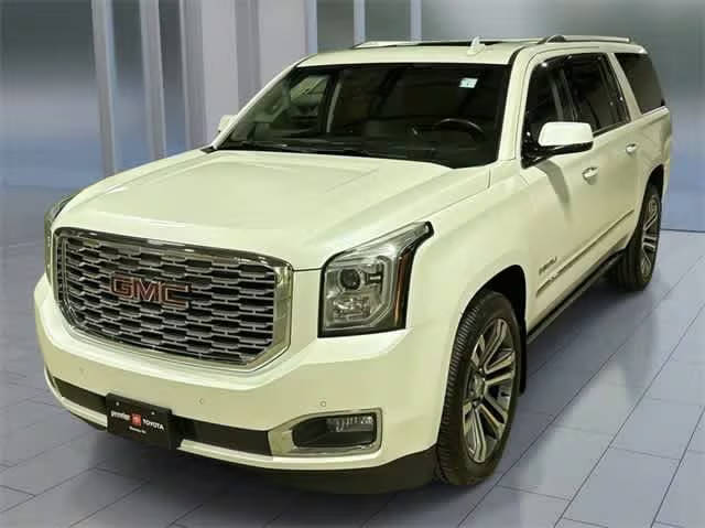 2018 GMC Yukon XL Denali 4WD photo