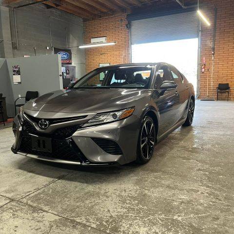 2018 Toyota Camry XSE FWD photo
