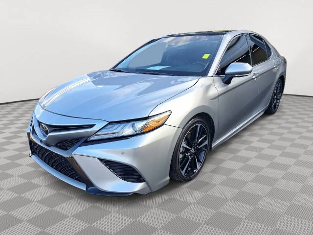 2018 Toyota Camry XSE V6 FWD photo