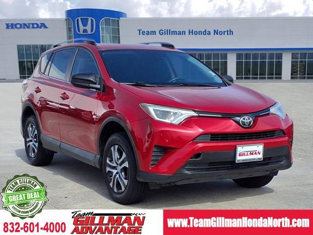 2017 Toyota RAV4 LE FWD photo