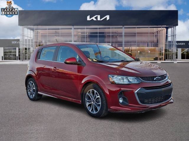 2018 Chevrolet Sonic LT FWD photo