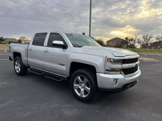 2018 Chevrolet Silverado 1500 LT RWD photo