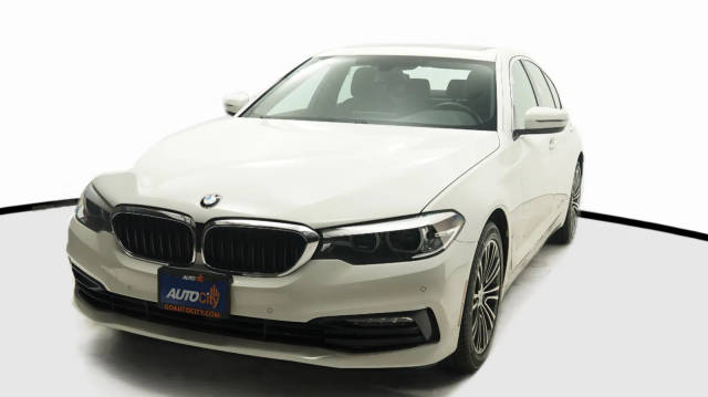 2018 BMW 5 Series 530i RWD photo