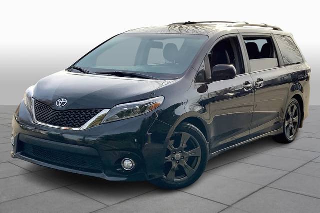 2017 Toyota Sienna SE Premium FWD photo