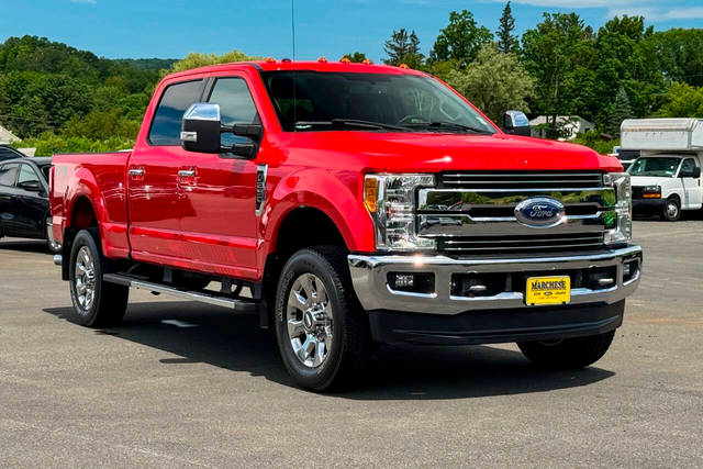 2017 Ford F-250 Super Duty Lariat 4WD photo