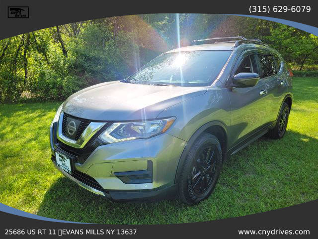 2017 Nissan Rogue SV AWD photo