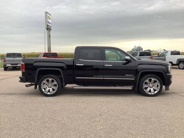2018 GMC Sierra 1500 Denali 4WD photo