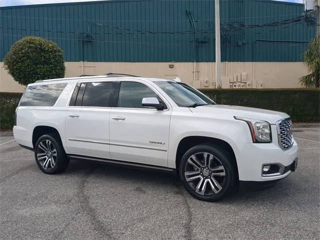 2018 GMC Yukon XL Denali 4WD photo