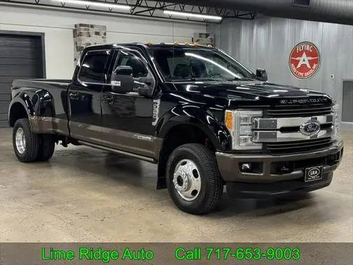 2017 Ford F-350 Super Duty King Ranch 4WD photo