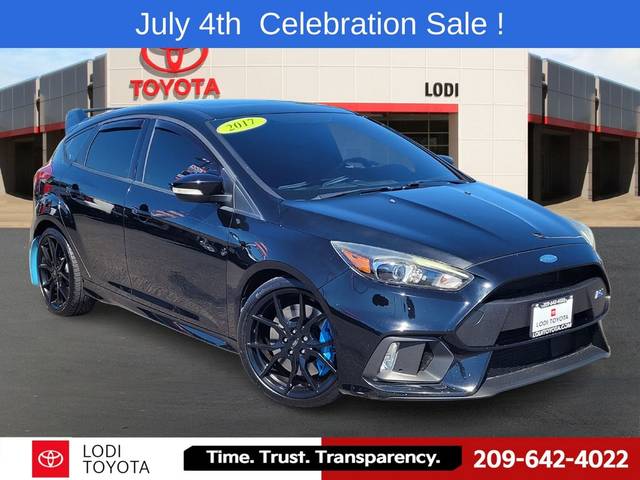 2017 Ford Focus RS AWD photo