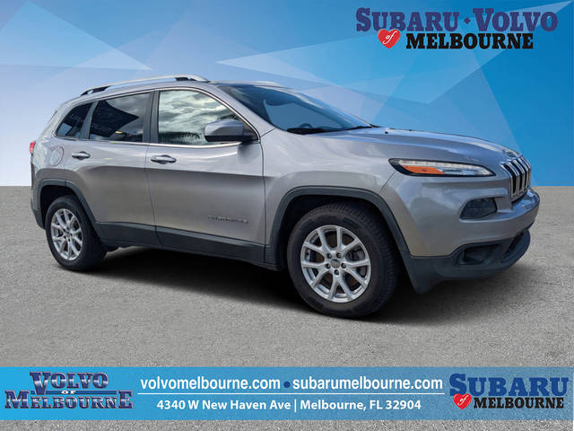 2018 Jeep Cherokee Latitude Plus FWD photo