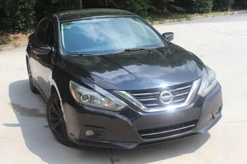 2017 Nissan Altima 2.5 SR FWD photo