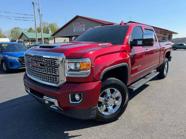 2018 GMC Sierra 3500HD Denali 4WD photo