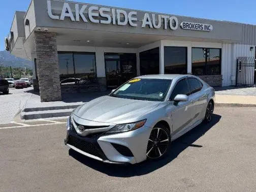 2018 Toyota Camry XSE FWD photo