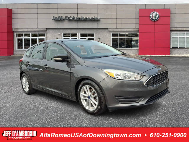 2017 Ford Focus SE FWD photo