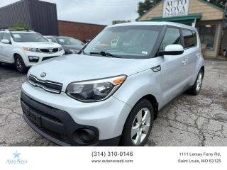 2017 Kia Soul Base FWD photo