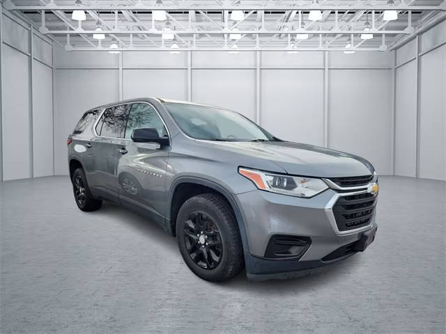 2018 Chevrolet Traverse LS AWD photo