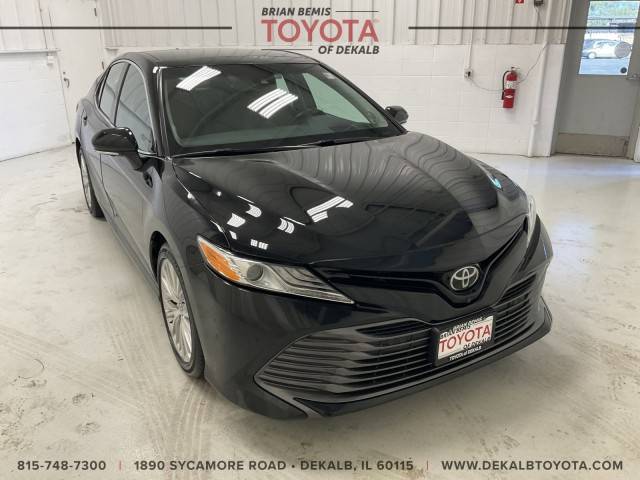 2018 Toyota Camry XLE FWD photo