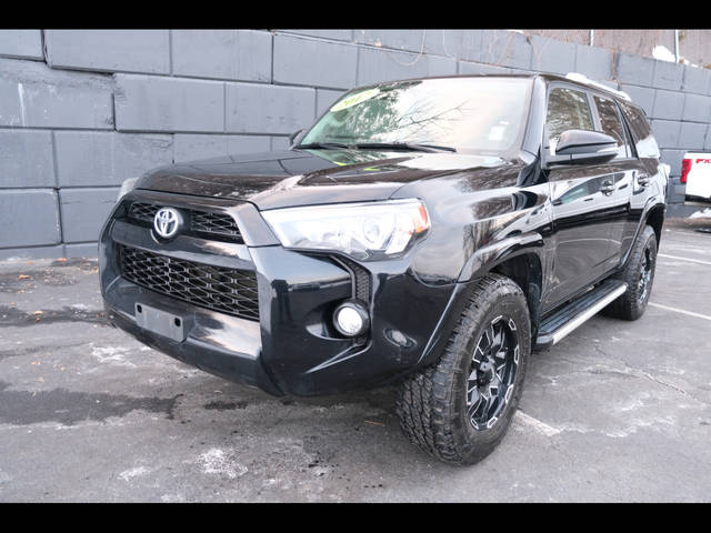 2017 Toyota 4Runner SR5 Premium 4WD photo