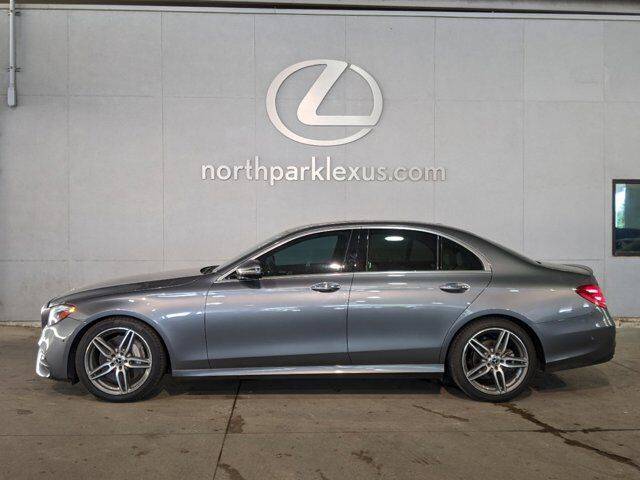 2018 Mercedes-Benz E-Class E 300 RWD photo