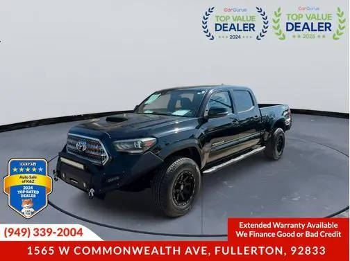 2017 Toyota Tacoma TRD Sport RWD photo