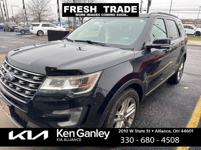 2017 Ford Explorer XLT 4WD photo