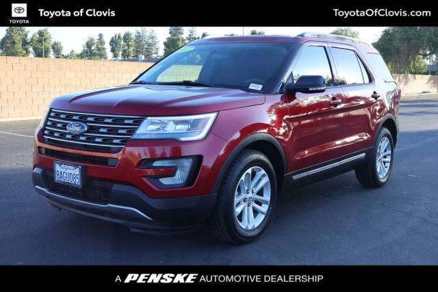 2017 Ford Explorer XLT FWD photo