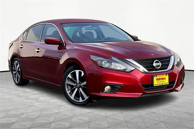 2017 Nissan Altima 2.5 SR FWD photo