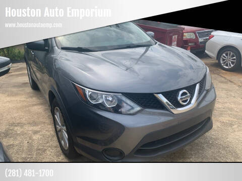 2017 Nissan Rogue Sport S AWD photo
