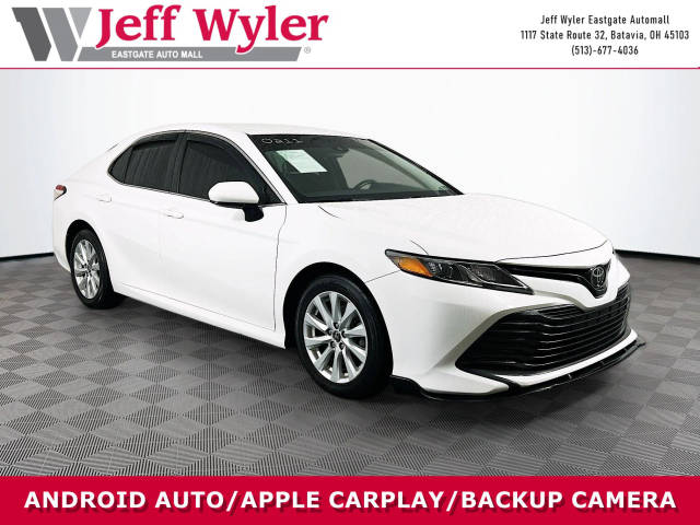 2018 Toyota Camry LE FWD photo