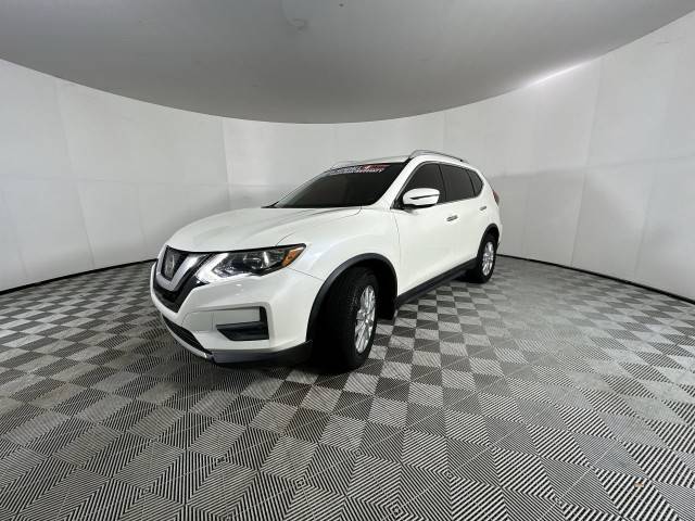 2017 Nissan Rogue SV FWD photo